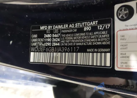 2018 Mercedes-Benz E 400 4Matic z USA, uszkodzony, nr VIN WDDZF6GB1JA396117
